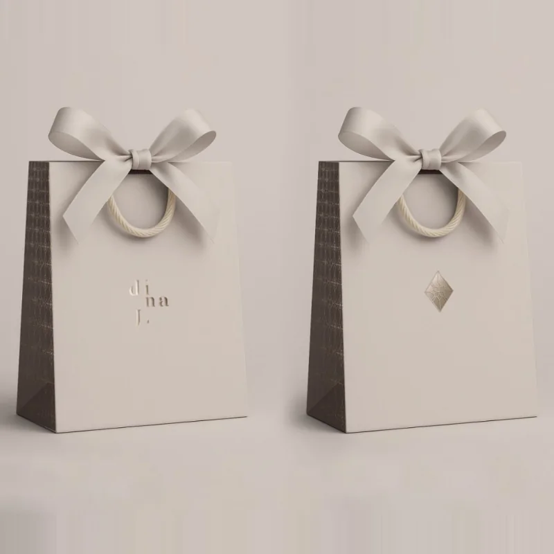 Dina J shopping bags with satin bows